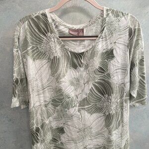 Size 3 Chico's White & Green Shirt